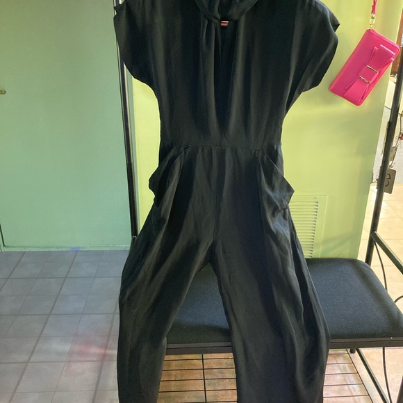 Black wide leg jumpsuit, size M (Tahari brand) - Picture 4 of 11